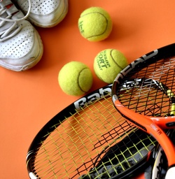 Tennis Racket Adult TR100 - Orange
